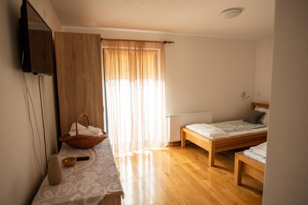 Kuca Za Odmor Vallirea Kaptol Buitenkant foto